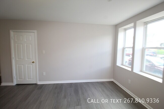 Building Photo - 1016-1018 S 52nd St-18.1A