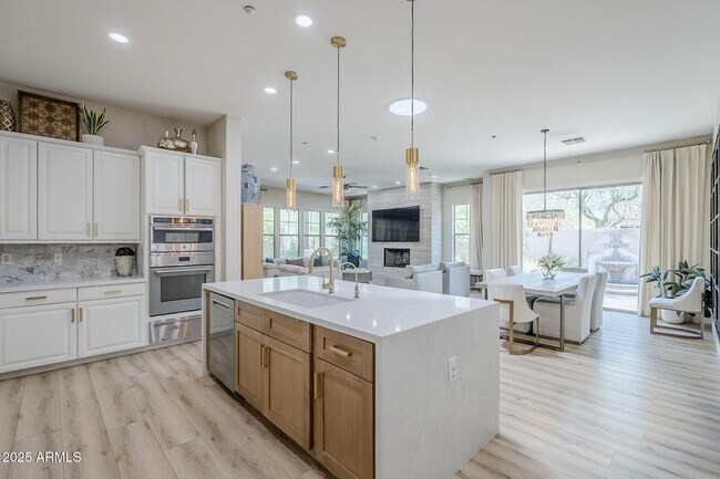 Building Photo - 9272 E Desert Village Dr