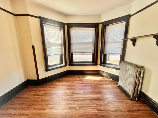 IMG_7858 - Cross Apartments