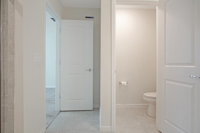 Building Photo - 1721 Delightful Dr