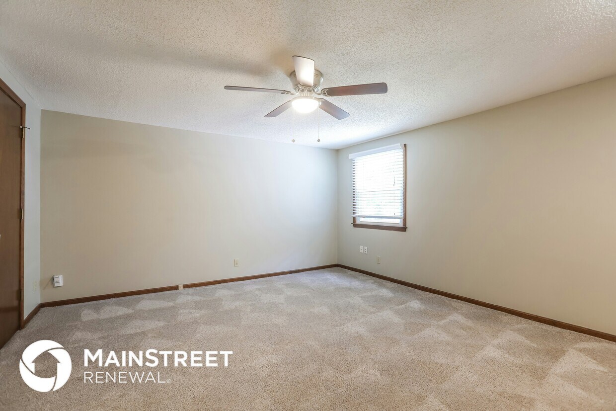 Building Photo - 10130 Halsey St