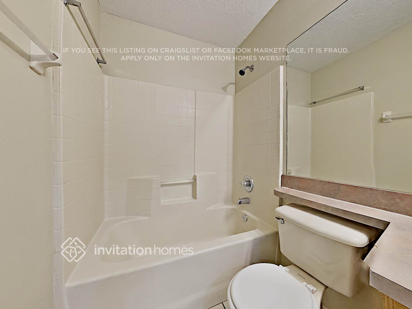 Building Photo - 13205 Glenbarrow Ct