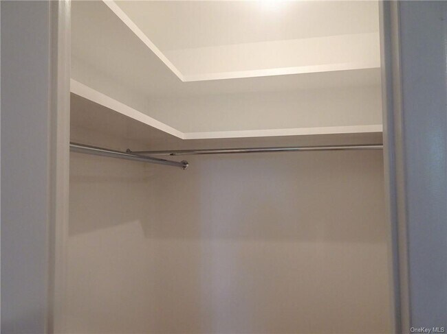 Building Photo - 300 Livingston Ave