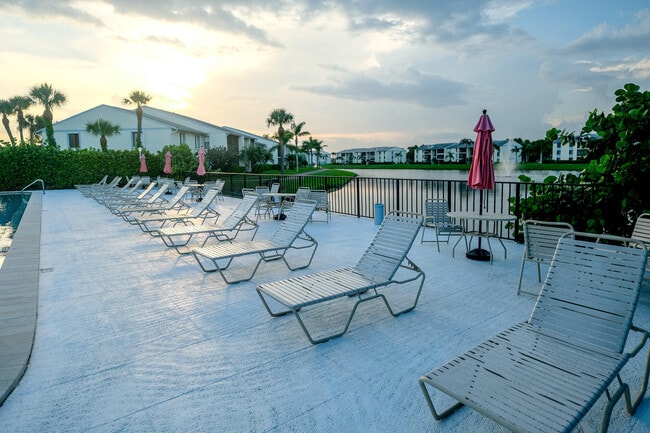 Building Photo - 1109 Green Pine Blvd