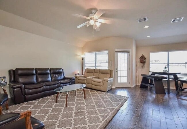 Building Photo - 22427 Stamford Brook Ct