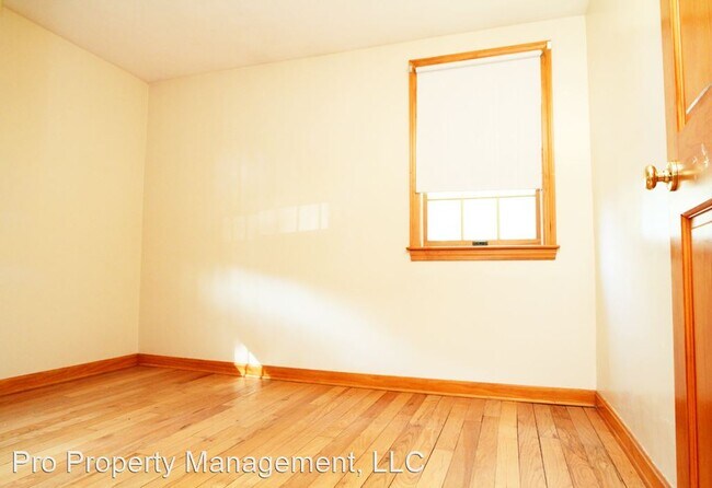 Building Photo - 3 br, 1 bath House - 14 Lynn Circle