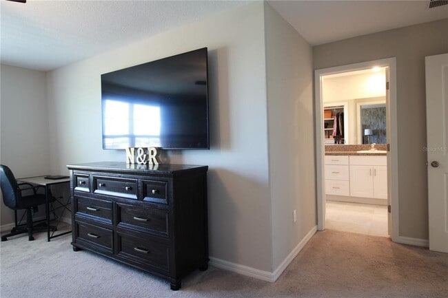 Building Photo - 7319 Canterbury Bells Ct