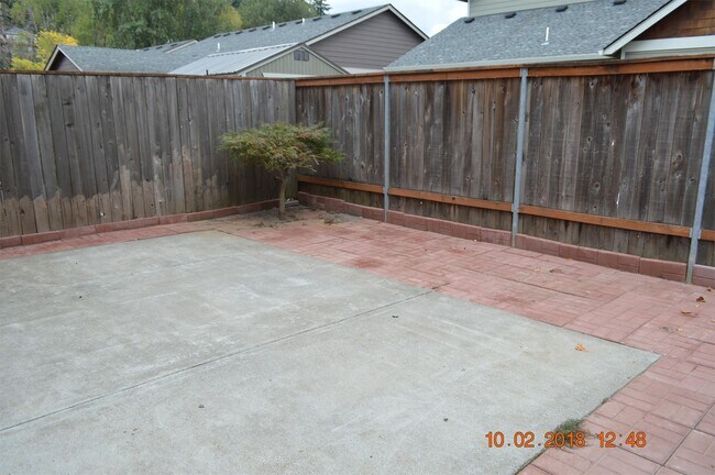 Building Photo - 100 Coho Terrace