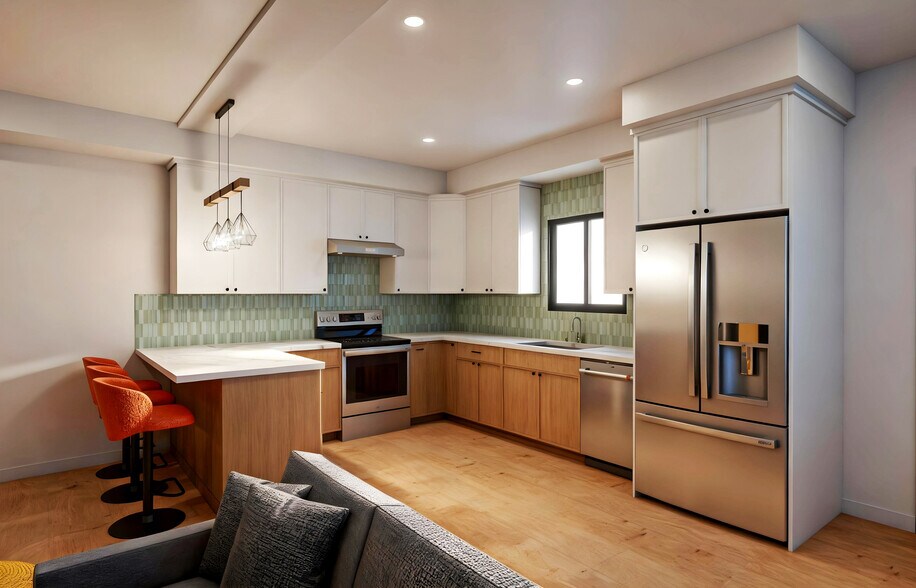 Building Photo - 1363 W 35th Pl