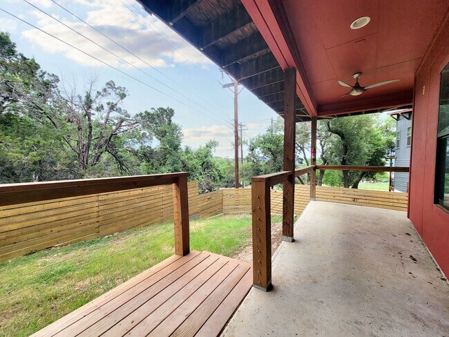 Building Photo - 325 Southwind Rd