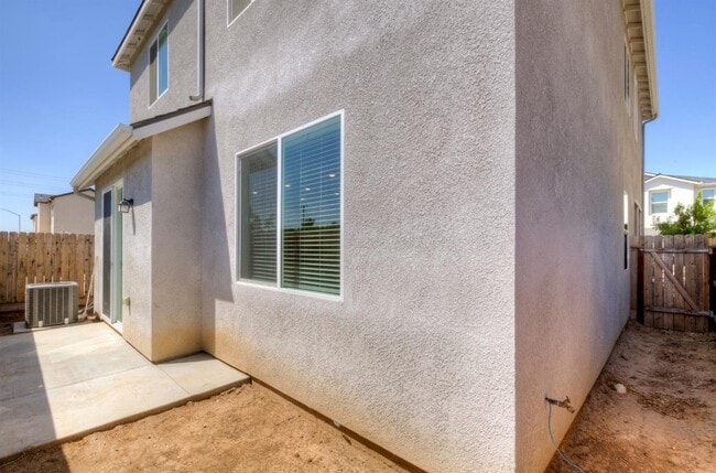 Building Photo - 6313 E Meritage Dr