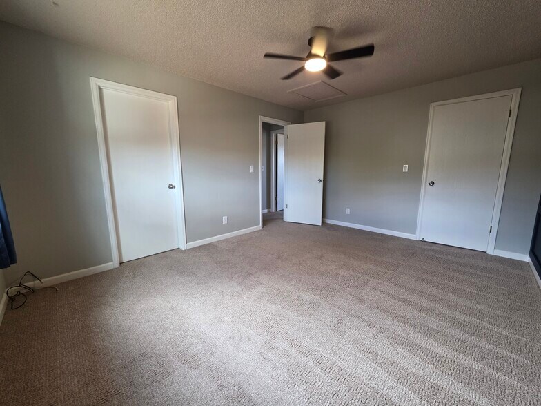 Building Photo - 2970 Maverick Dr