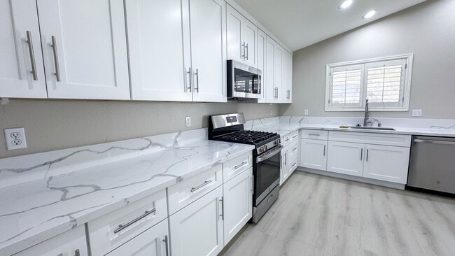 Building Photo - Upgraded Single-Story Home in Summerlin | 3 Bed, 2 Bath