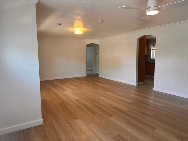 Building Photo - 3BD/1BA Home in Lovely Westwood Neighborhood