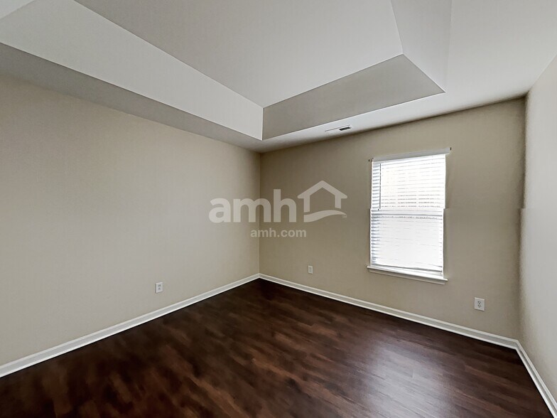 Building Photo - 4227 Springhaven Dr