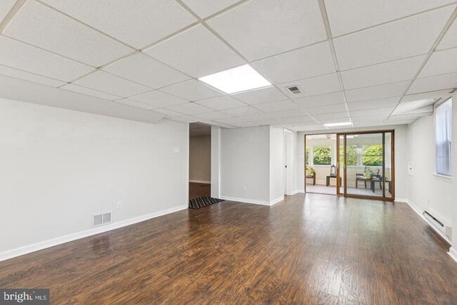 Building Photo - 22810 Ridge Rd