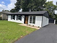 Building Photo - 5102 Invicta Dr