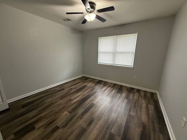 Building Photo - 7760 Corley Dr
