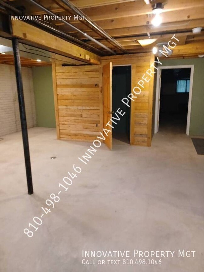 Building Photo - 1099 Old Leake Ct