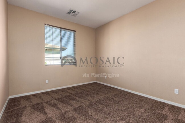 Building Photo - 7510 S 27th Way
