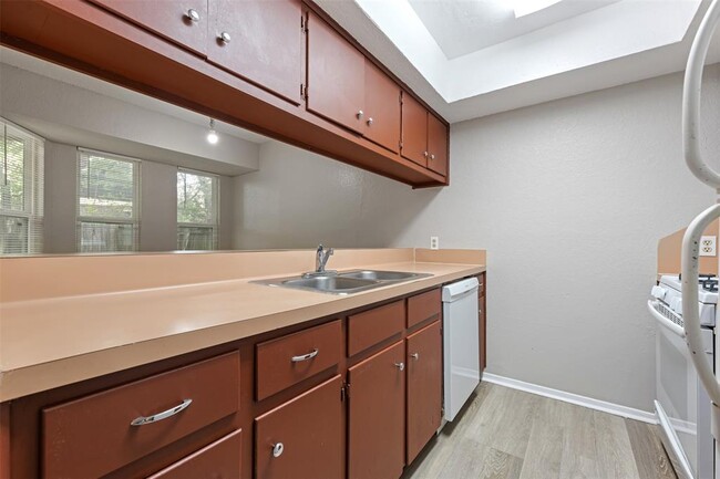 Building Photo - 1805 Rawhide Dr
