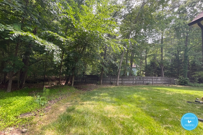 Building Photo - 8105 Last Oak Ct