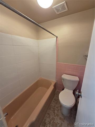 Building Photo - 4155 E Iowa Ave