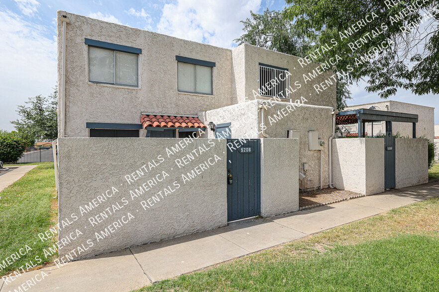 Primary Photo - 5206 N 42nd Dr