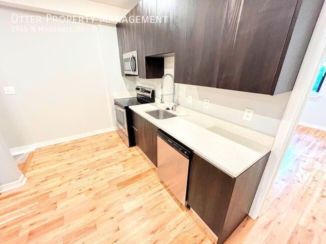 Building Photo - 1945 N Marshall St