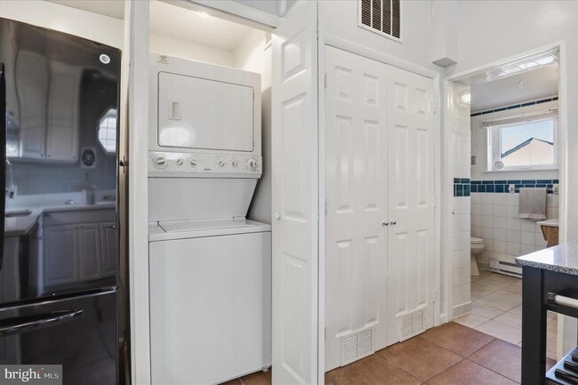 Building Photo - 5015 22nd St N