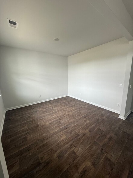 Building Photo - 358 Feldspar Ln