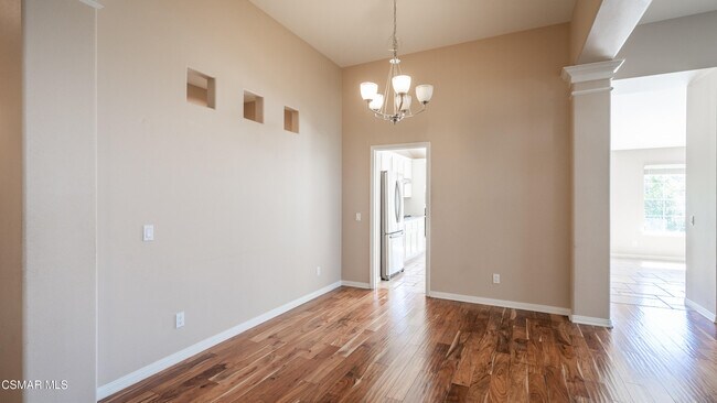 Building Photo - 2210 Rutland Pl