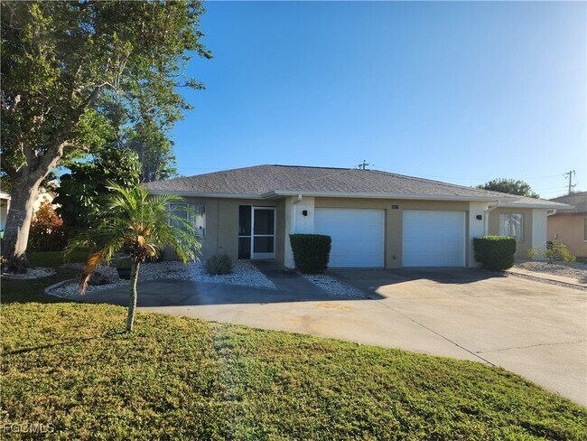 Building Photo - 3817 SE 11th Ave