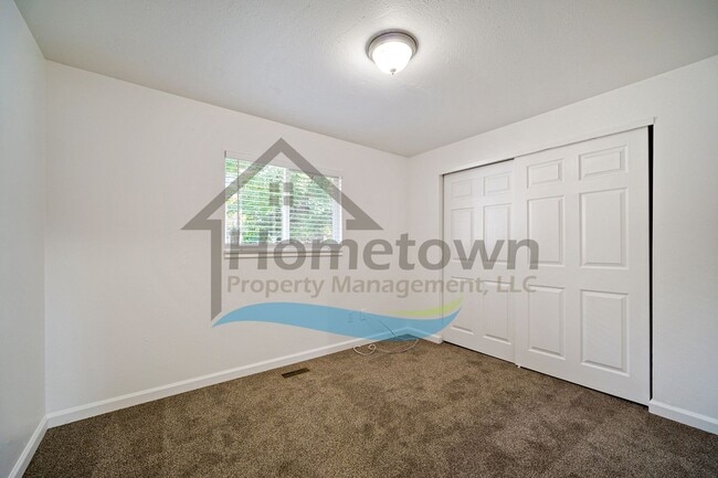 Building Photo - 2850 N Francis St