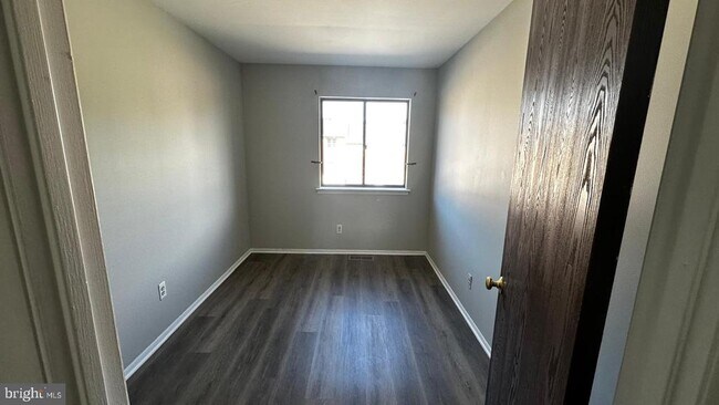 Building Photo - 44 Rickmar Ln