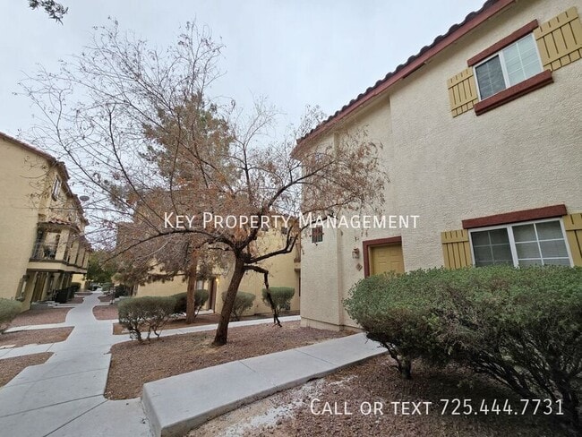 Primary Photo - 3 BEDROOM 3 BATH TOWNHOME WITH 2 CAR GARAGE