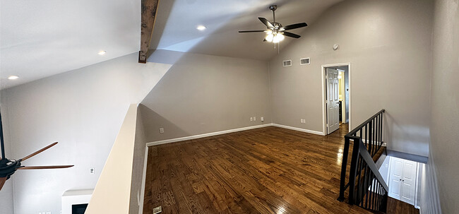 3rd floor loft space - 8710 Park Ln