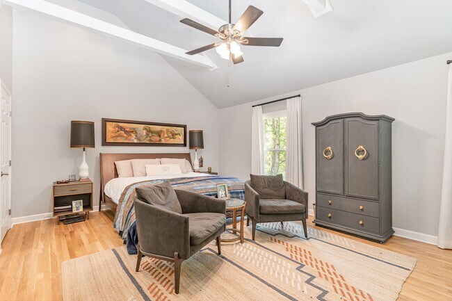 Building Photo - 5817 Fredericksburg Drive – Forest Hills |...