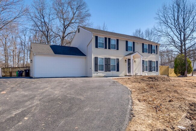 Building Photo - 500 Shelfar Pl