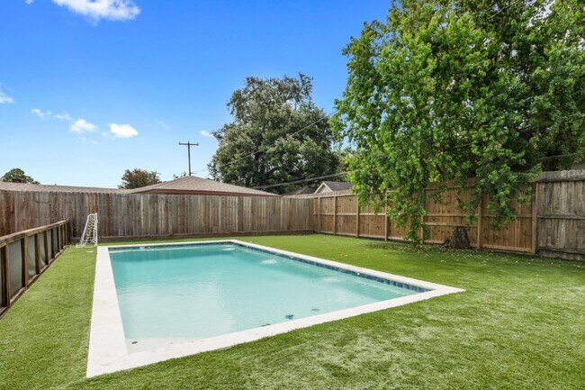 Building Photo - 5219 Cheena Dr