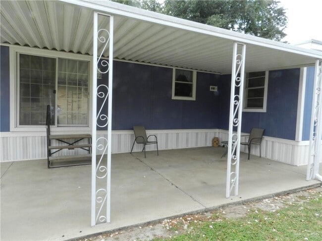 Building Photo - 17 Amy St