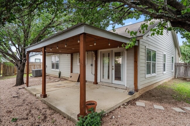 Building Photo - 3508 Sandy Brook Dr