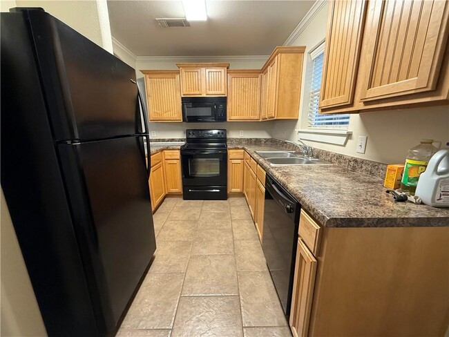 Building Photo - 2206 Karrington Ridge