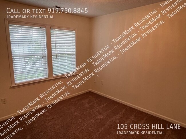 Building Photo - 105 Cross Hill Ln