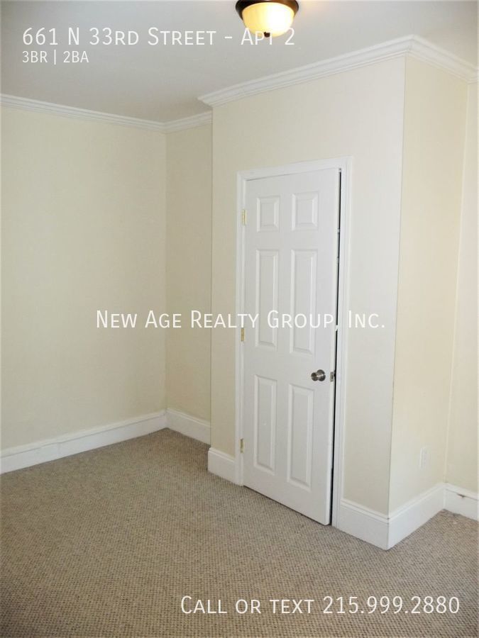 Building Photo - 661 N 33rd St
