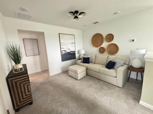 Building Photo - 4783 SW 83rd Lp