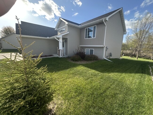 Building Photo - 21476 Lena Trail
