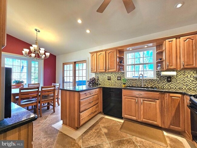 Building Photo - 11930 Cotton Mill Dr