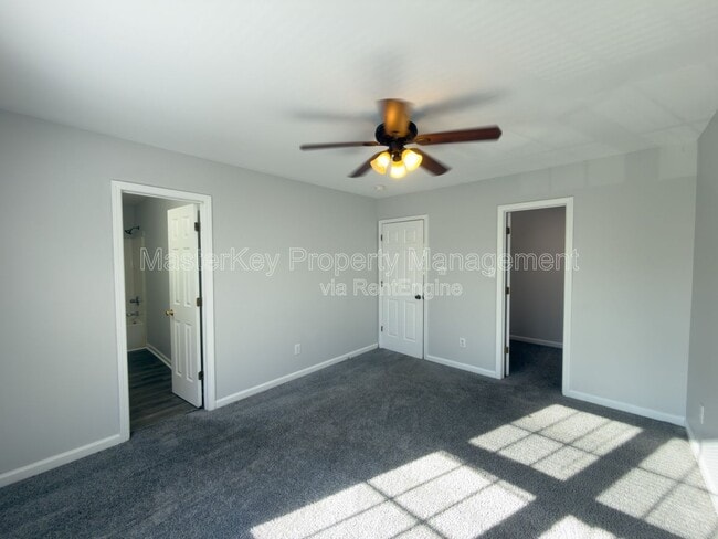 Building Photo - 4720 Parkville Dr