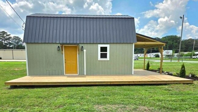Building Photo - 3464 Choccolocco Rd